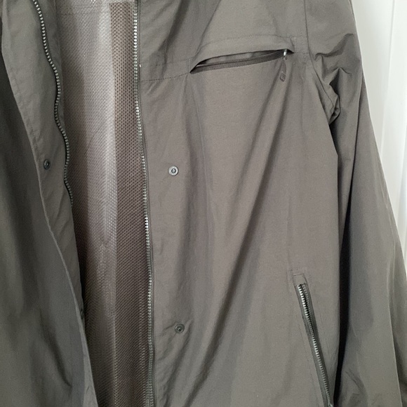 Womens Rain Jacket - Picture 4 of 6